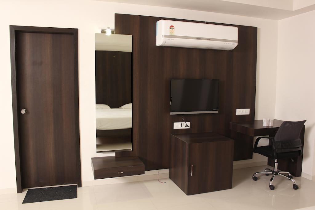 Hotel Magnum Inn Džúnágadh Pokoj fotografie