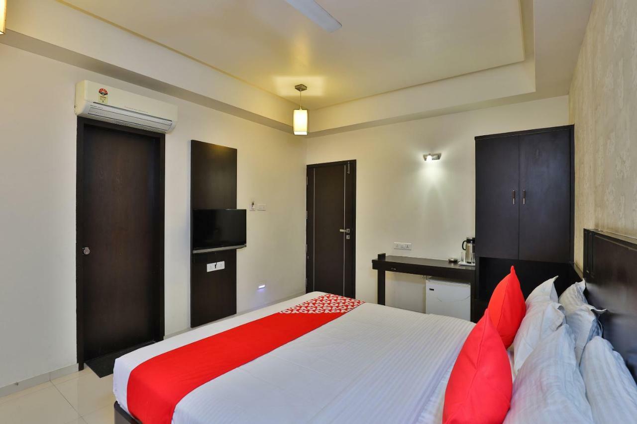 Hotel Magnum Inn Džúnágadh Exteriér fotografie